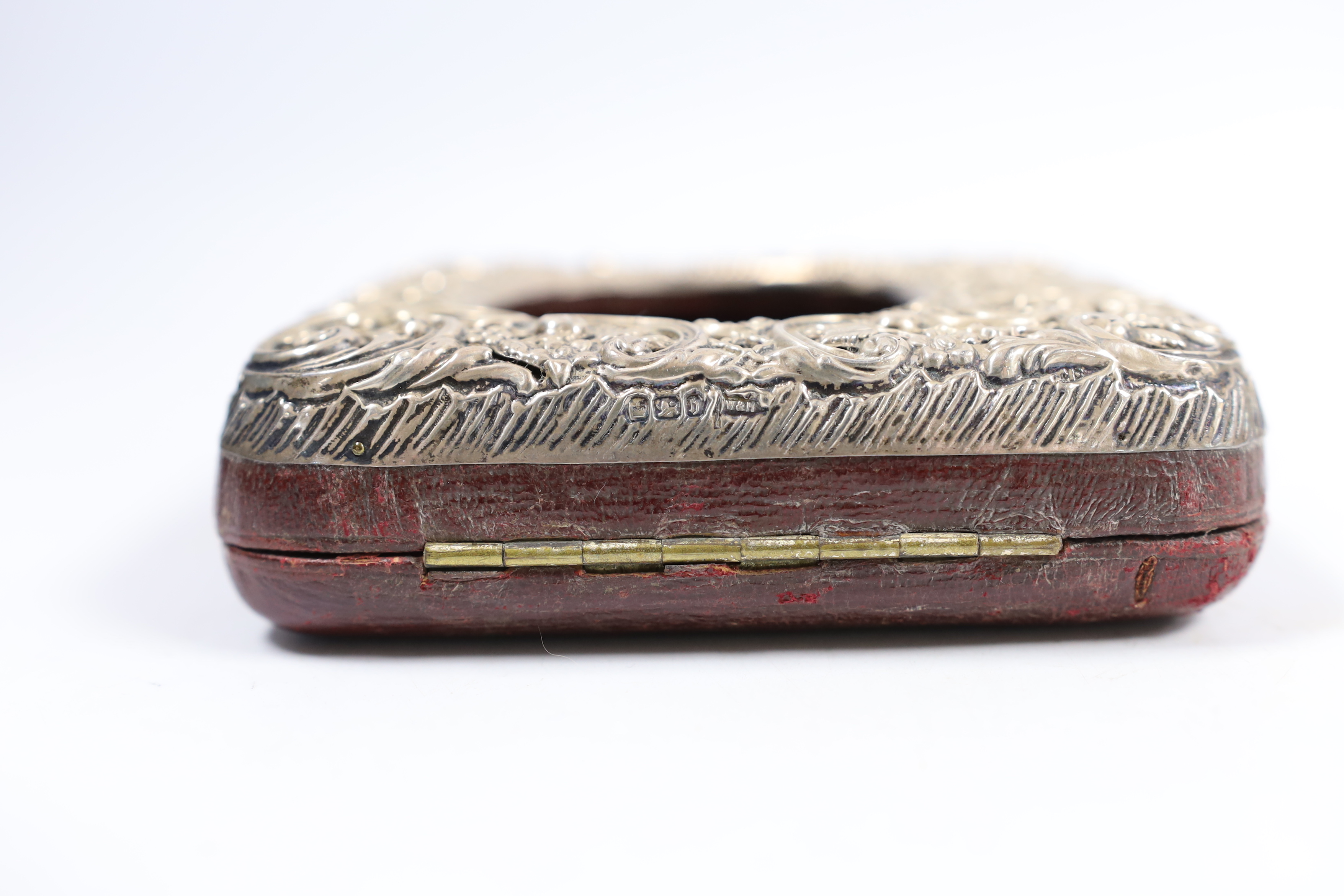 A late Victorian silver travelling Goliath pocket watch case, Walker & Hall, Sheffield, 1900, 11.4cm.